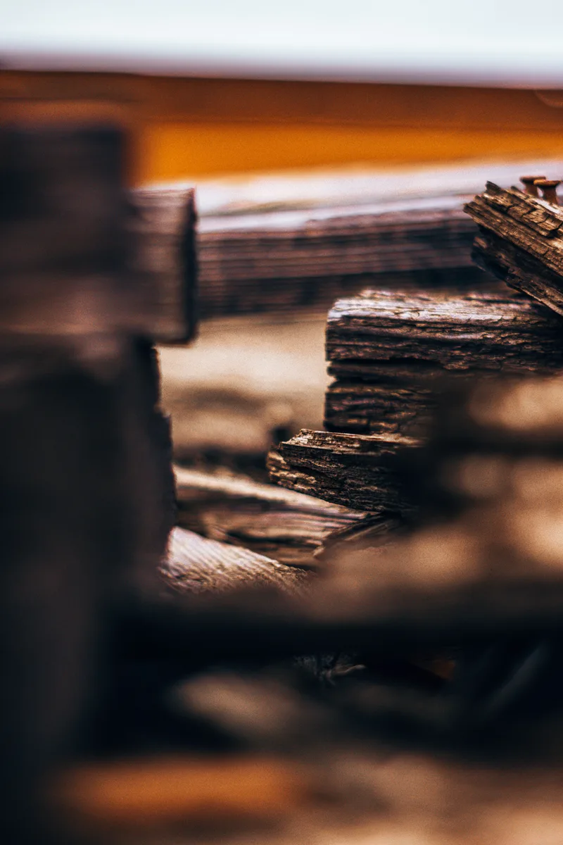 Stacked timber with varied grain and natural edges